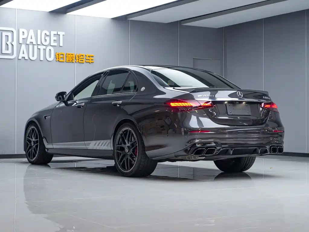 Mercedes-Benz E-Class AMG — миниатюра 7