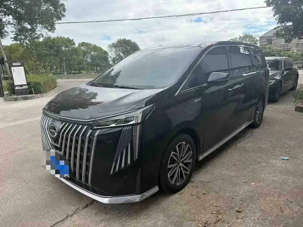 GAC Trumpchi M8