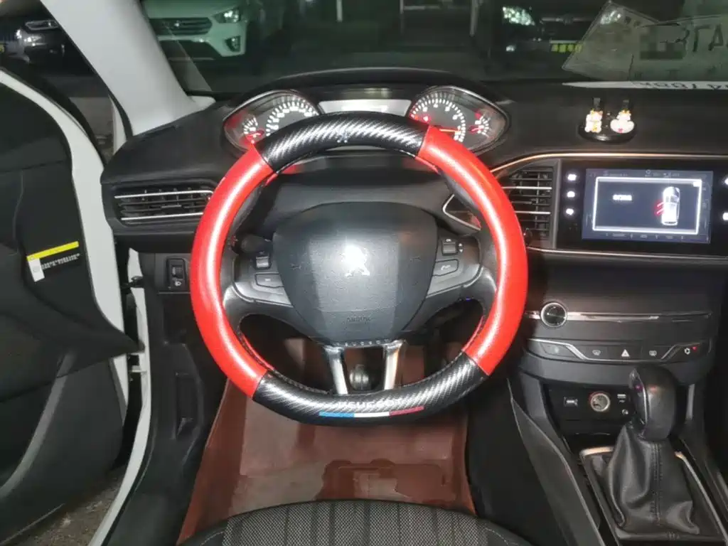 Peugeot 308S — миниатюра 11