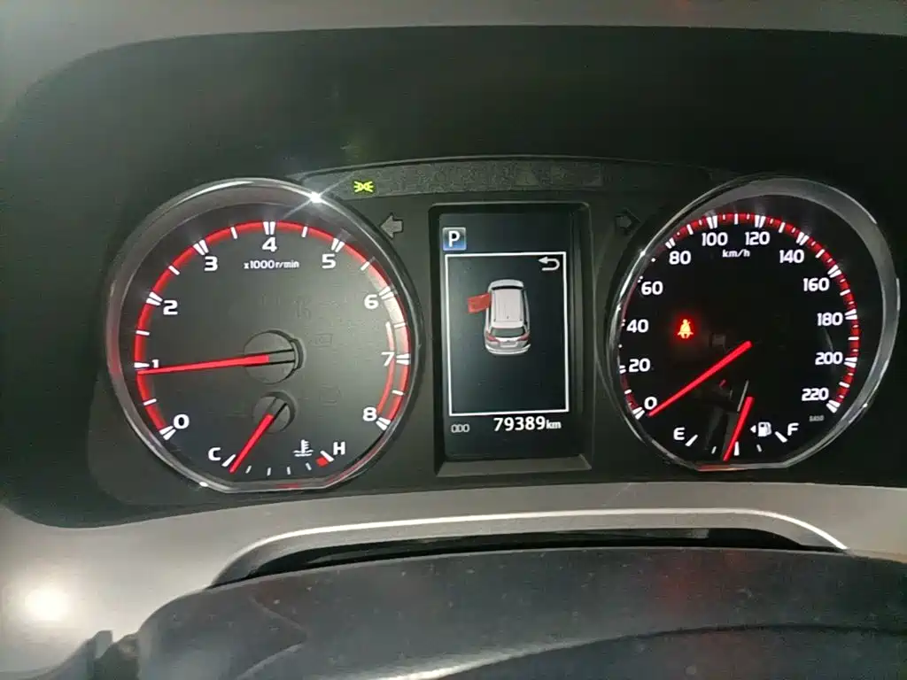 Toyota RAV4 — миниатюра 12