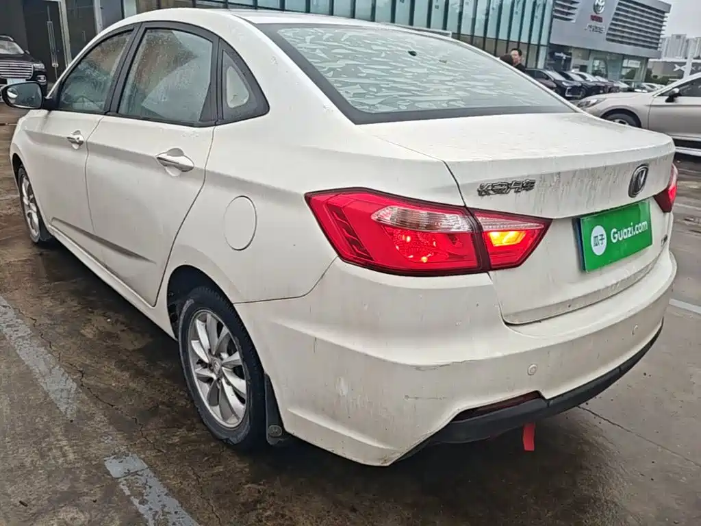 Changan V7 — миниатюра 5