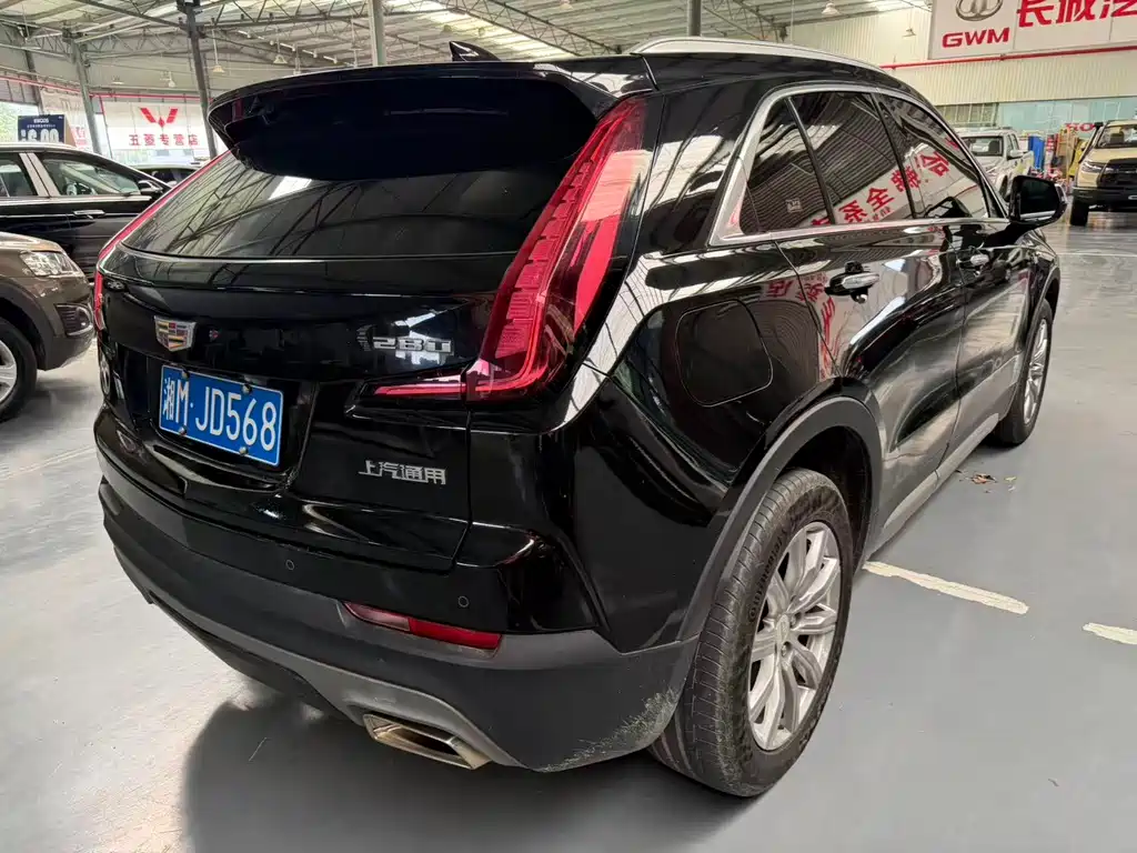 Cadillac XT4 28T 2WD Leading Sport Type, фото 13