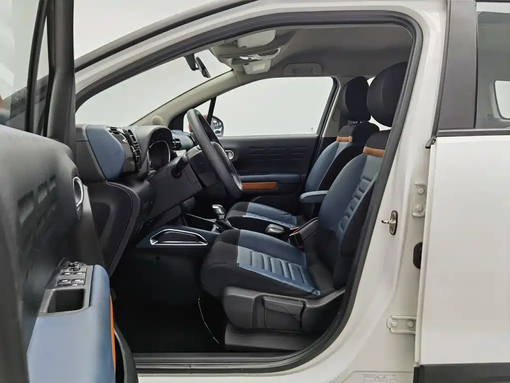Citroen C4 Aircross — миниатюра 10