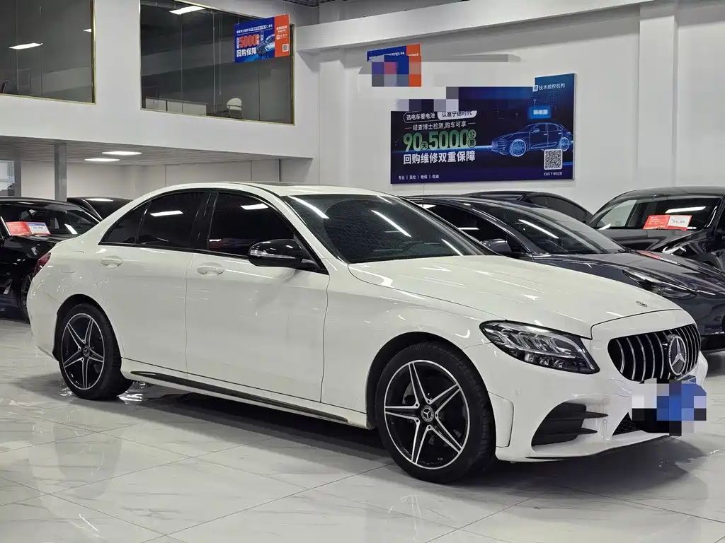 Mercedes-Benz C-Class — миниатюра 3