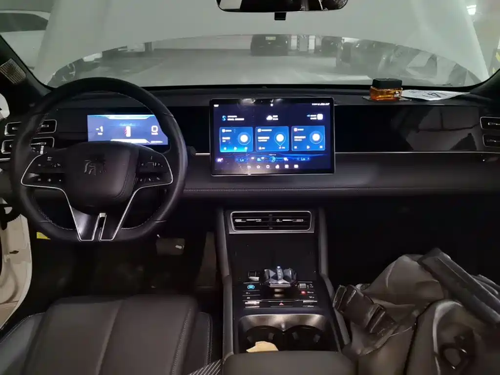 BYD Qin L — миниатюра 10