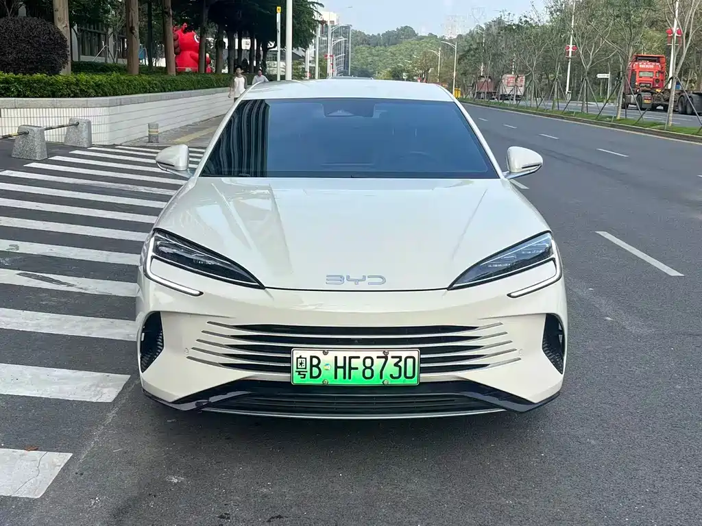 BYD Seal 07 DM-i 07 DM-i 2025 DM-i 1.5L 70km Elite