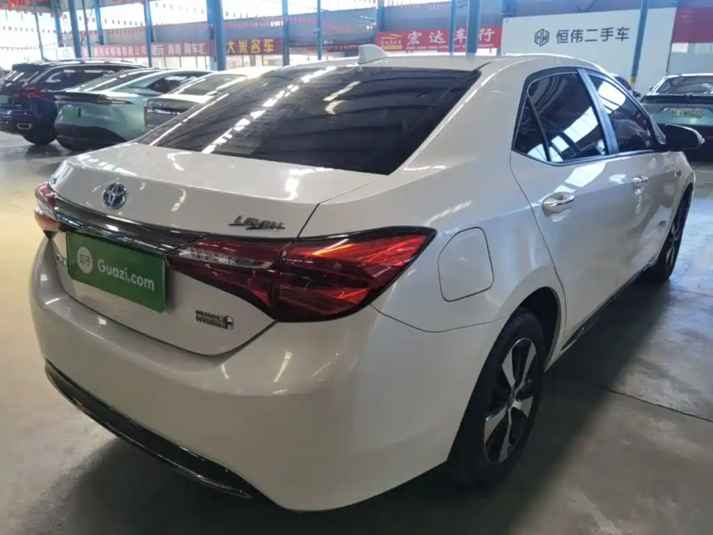 Toyota Levin Twin Engine E+ — миниатюра 7