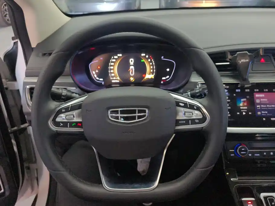 Geely Emgrand GS — миниатюра 15