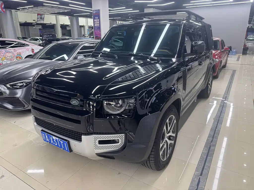 LAND ROVER DEFENDER