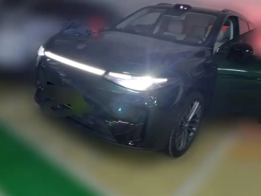 ZERO-RUNNING CAR ZERO RUN C16