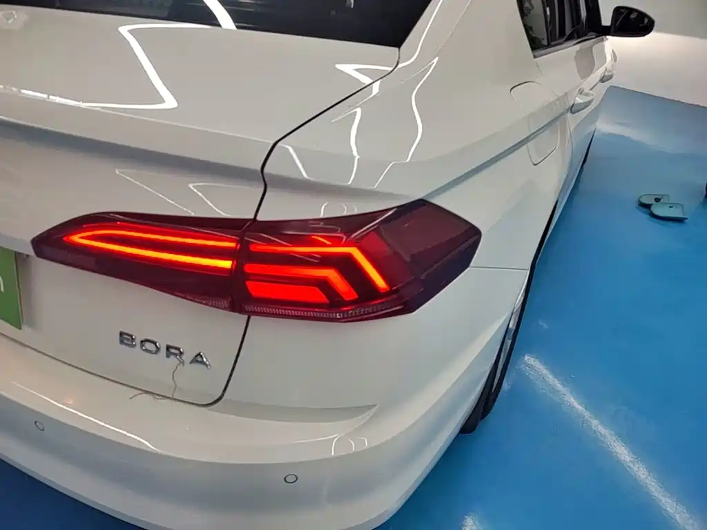 Volkswagen Bora — миниатюра 8