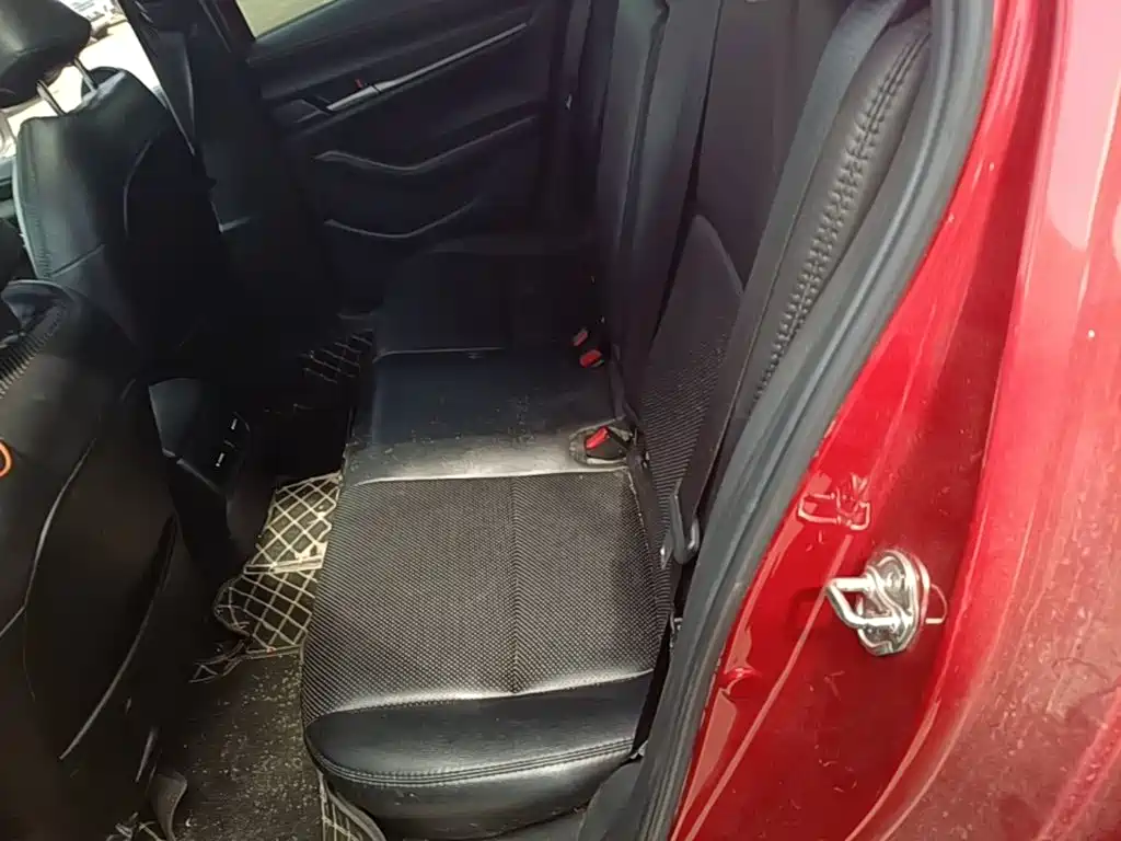 Mazda 3 Axela — миниатюра 17