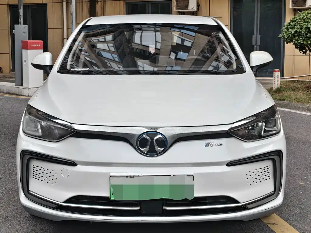 BAIC EU5 — миниатюра 2