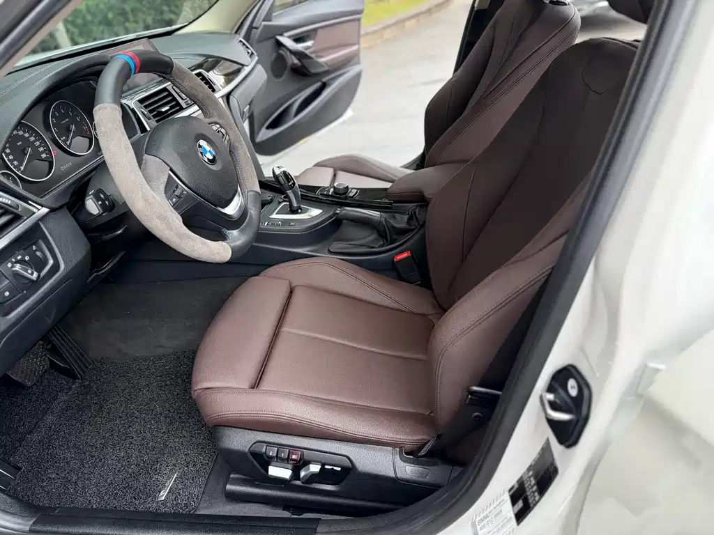 BMW 3 Series — миниатюра 4