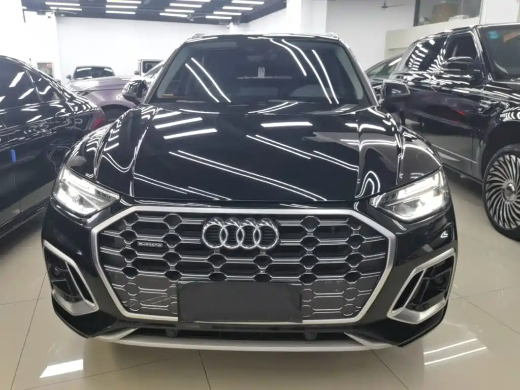 Audi Q5L — миниатюра 3