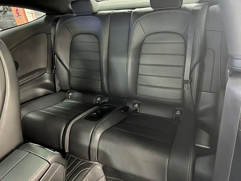 Mercedes-Benz C-Class (Import) — миниатюра 11