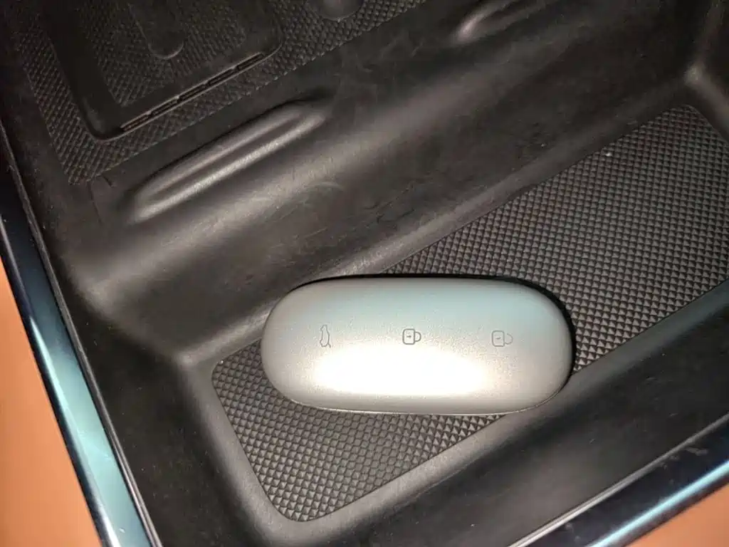 Li Auto Li L6 — миниатюра 9
