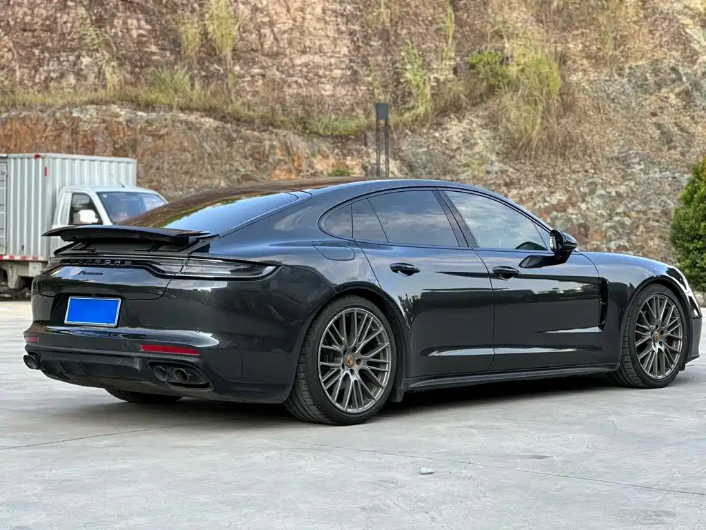 Porsche Panamera — миниатюра 7