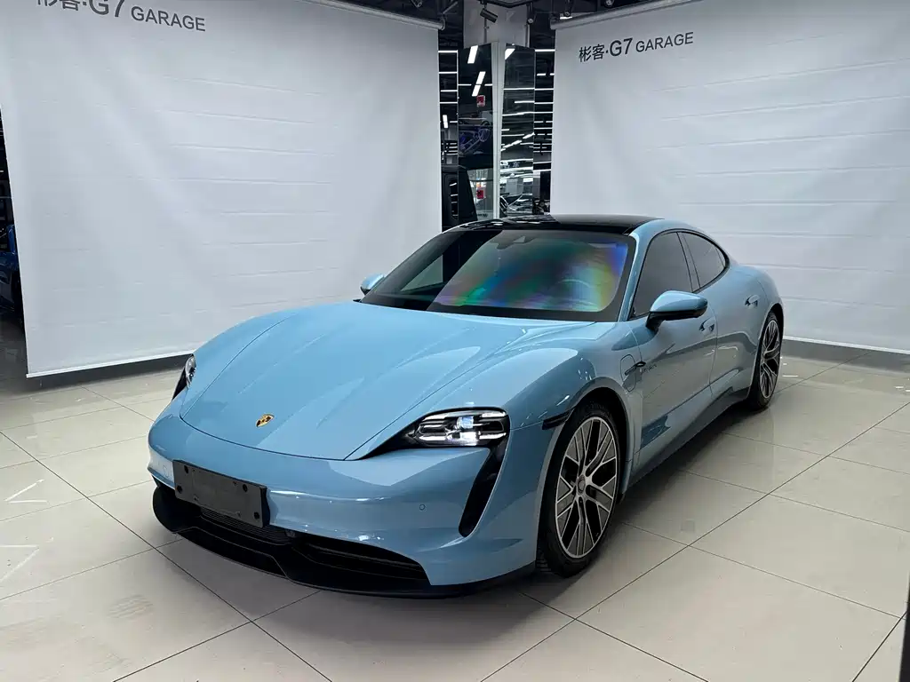 Porsche Taycan 2023