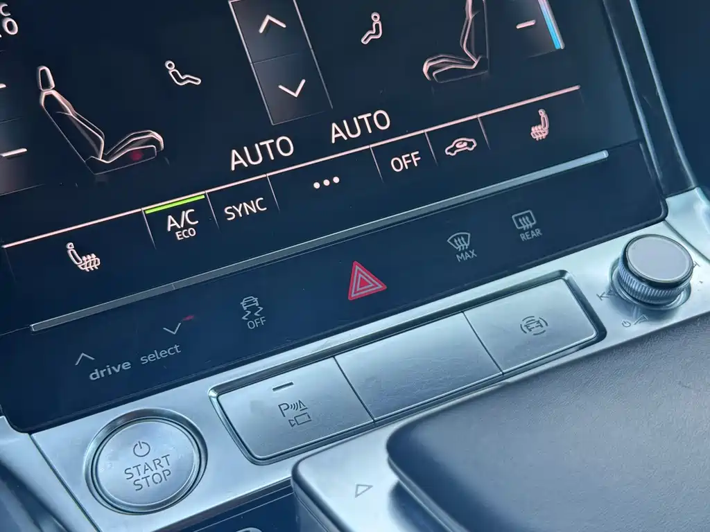 Audi e-tron (Import) — миниатюра 29