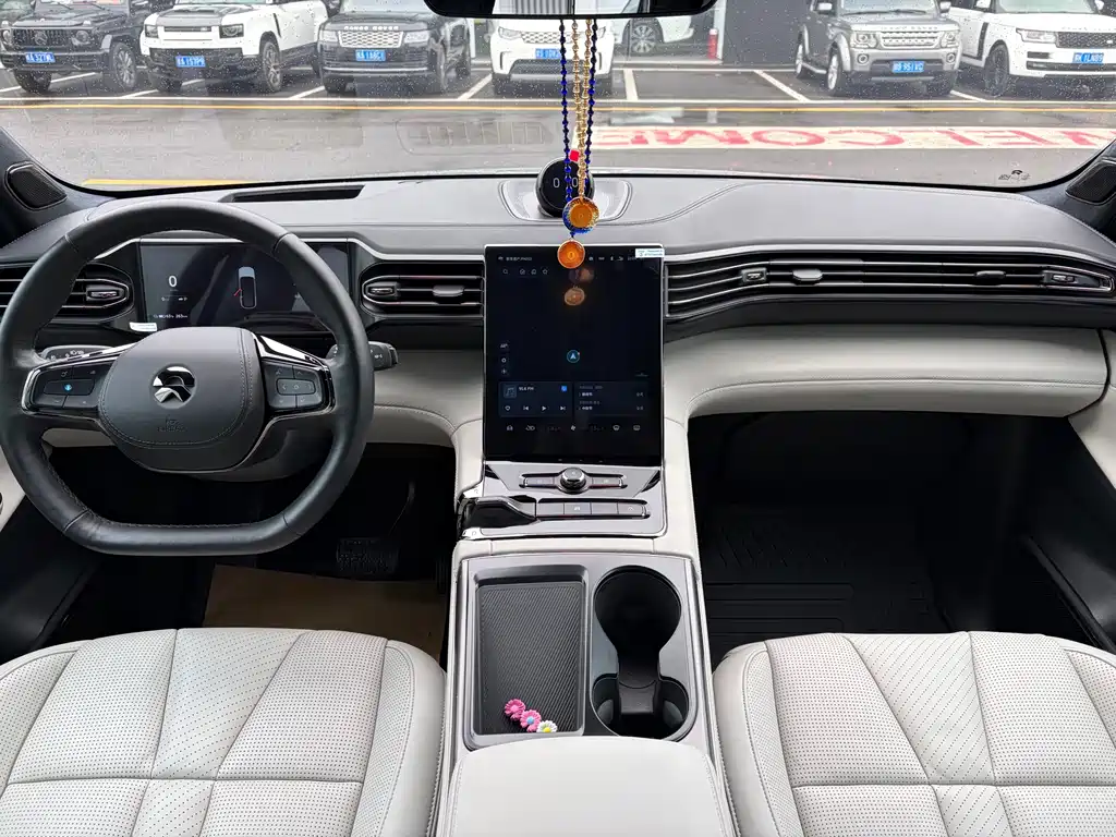 NIO ES8 — миниатюра 9