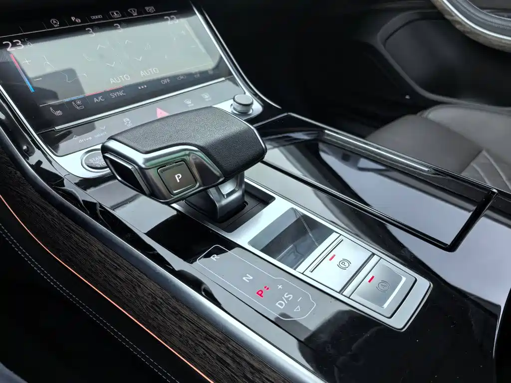 Audi A8 — миниатюра 22