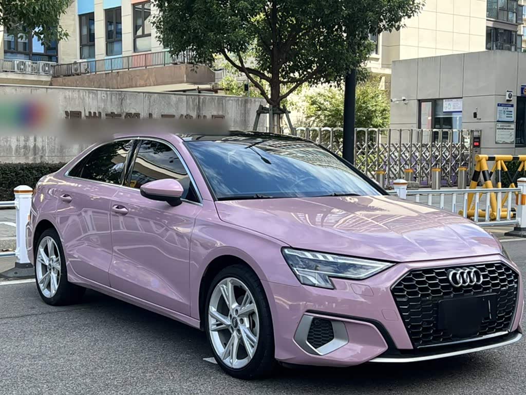 Audi A3 1.4 л 2021 г. красный/фиолетовый, пробег 35700 км