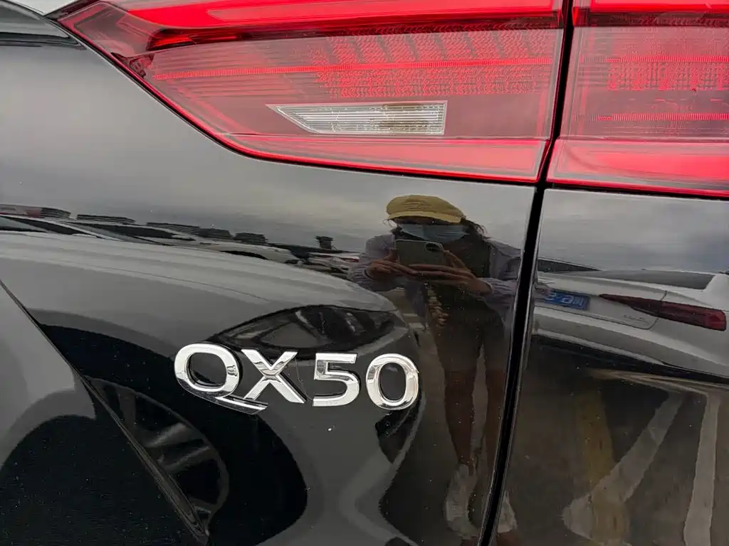 Infiniti QX50 — миниатюра 18