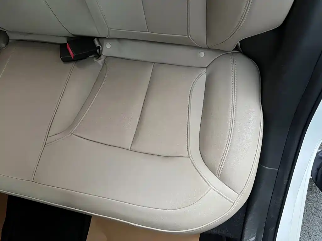 Buick Excelle — миниатюра 18