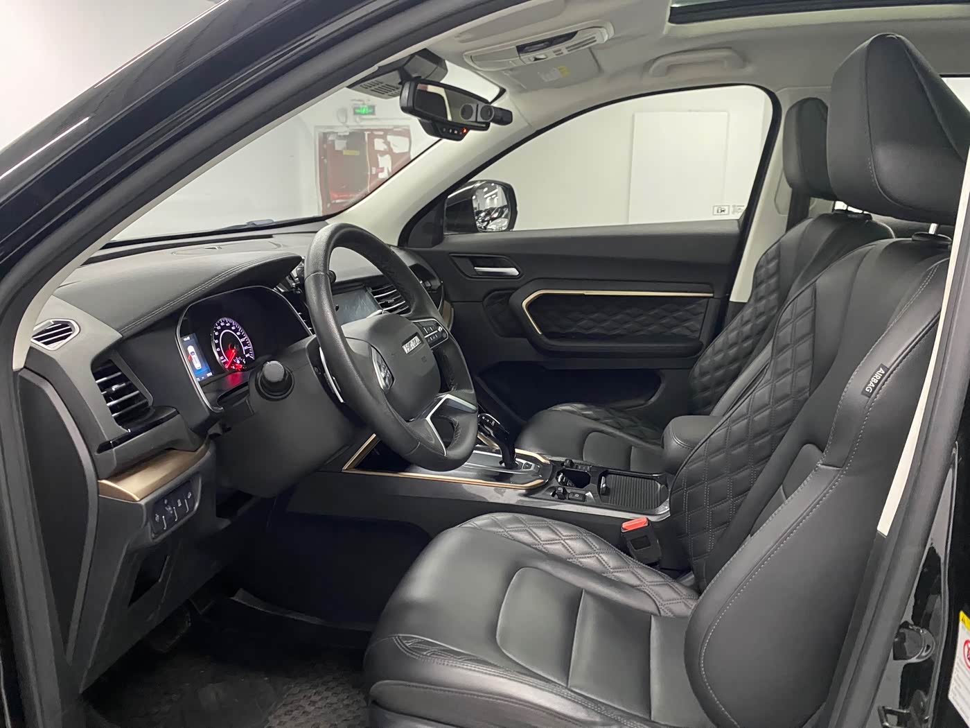 Haval Haval H6 1.5 л 2021 г. Чёрный, пробег 50000 км