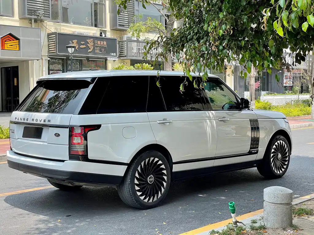 Land Rover Range Rover 2015 3.0 SC V6 Vogue SE Long Wheelbase
