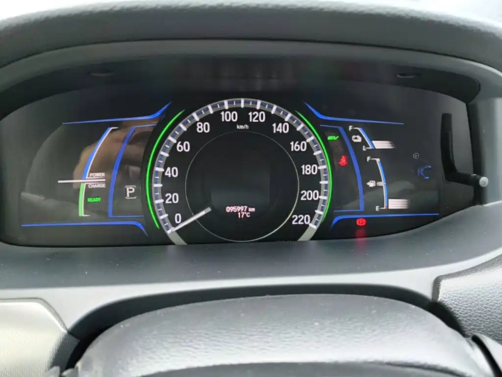 Honda Accord — миниатюра 12