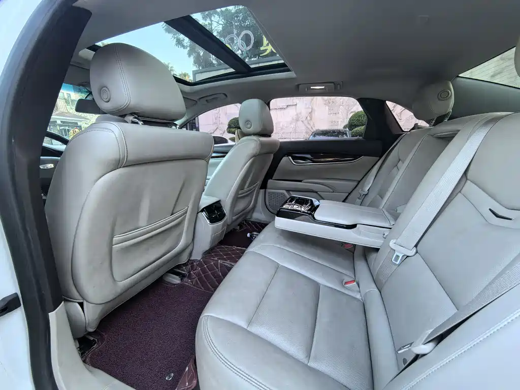 Cadillac XTS 2017 28T Luxury