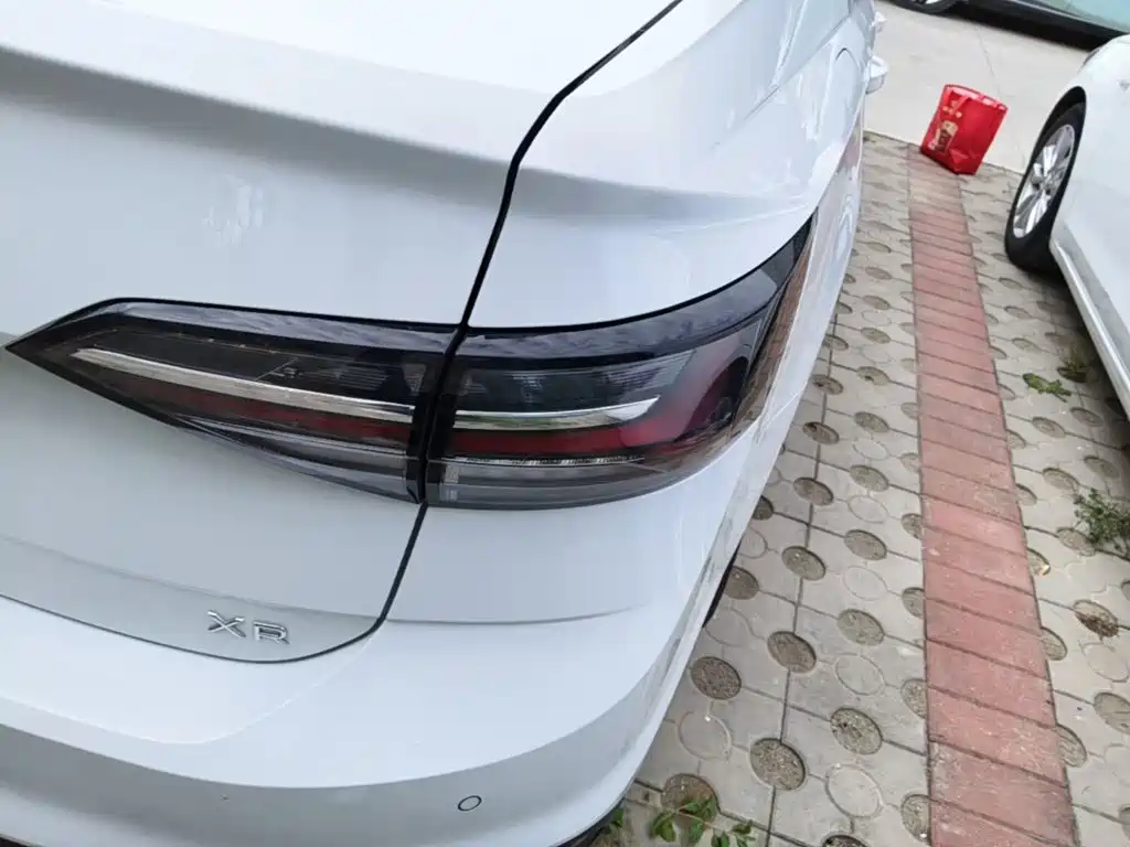 Volkswagen Lavida — миниатюра 8