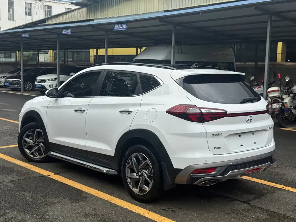 Hyundai Tucson — миниатюра 6