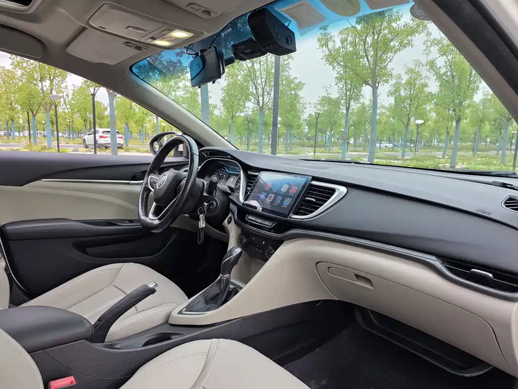 Buick Excelle — миниатюра 16