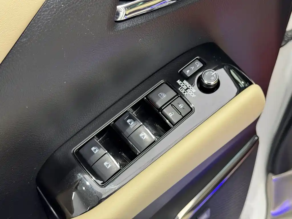 Toyota Alphard 2020 2.5L Luxury