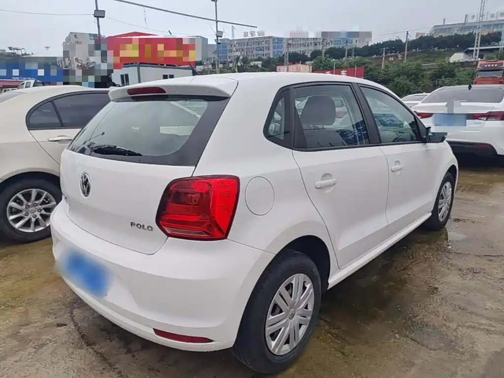 Volkswagen Polo — миниатюра 7