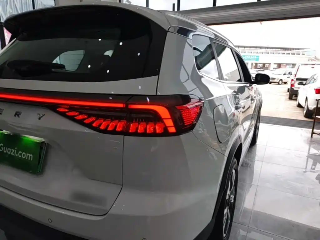 Chery Tiggo 8 PRO NEV — миниатюра 8
