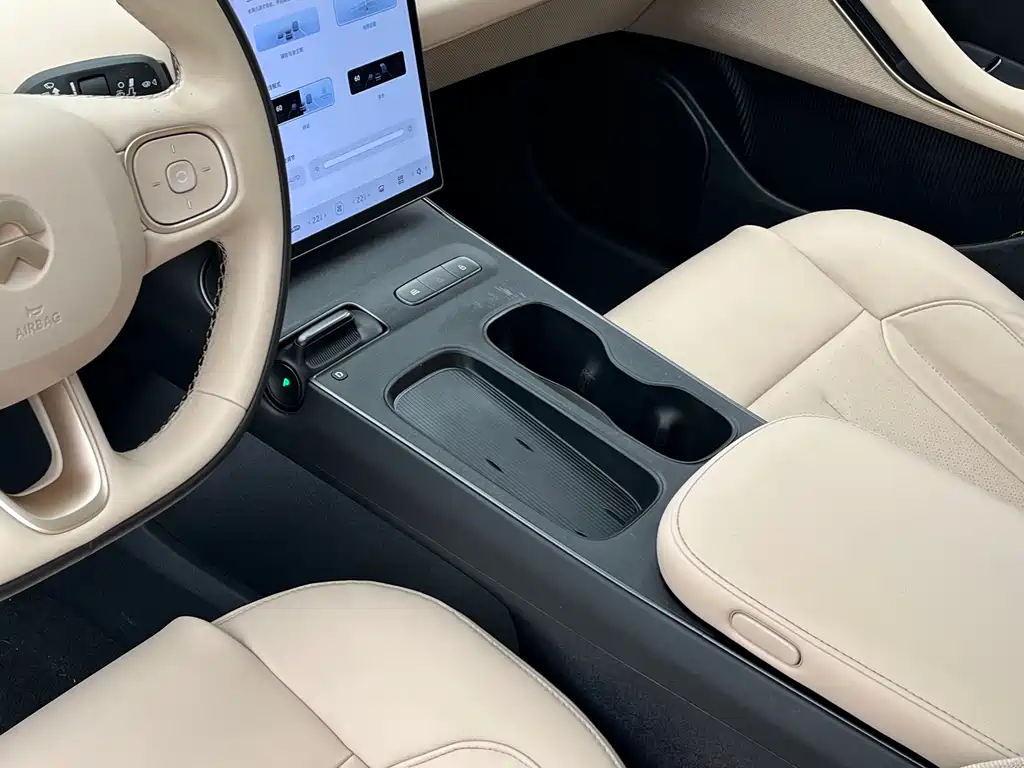 NIO ET5 — миниатюра 10