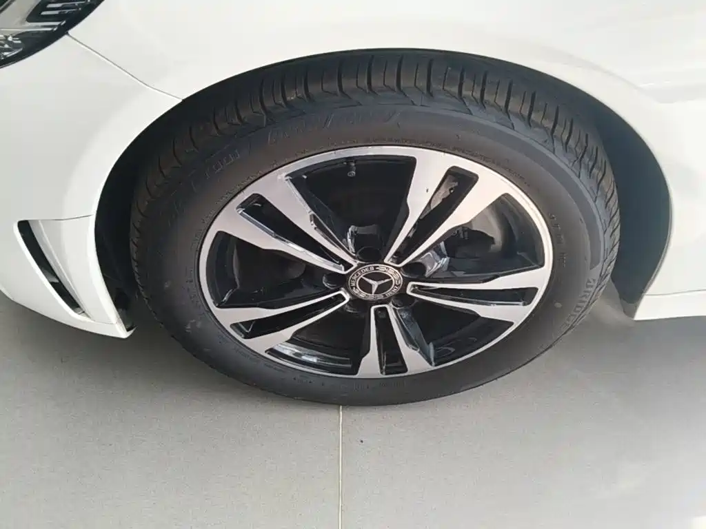 Mercedes-Benz C-Class — миниатюра 23