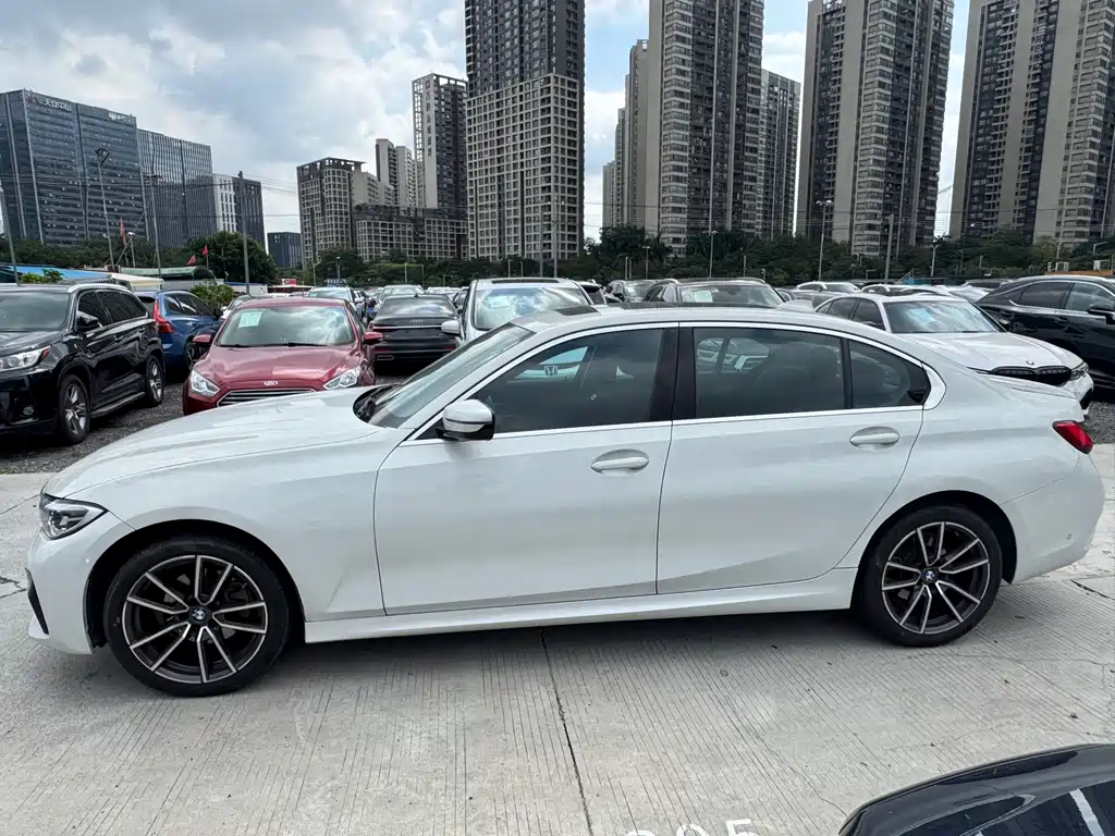 BMW 3 Series 3 2021 325Li M Sport
