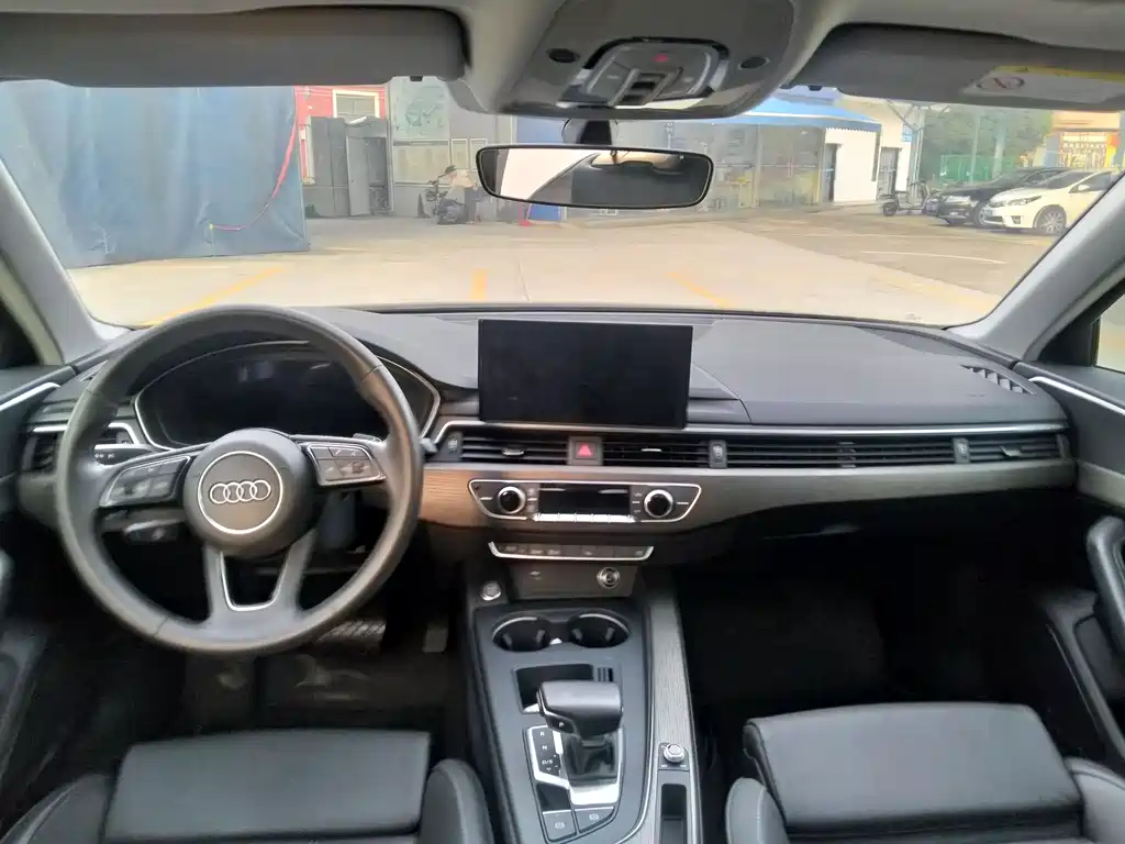 Audi A4L 2020 40 TFSI Fashion