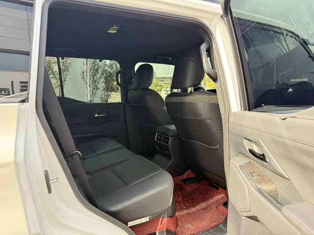 Lexus GX — миниатюра 12