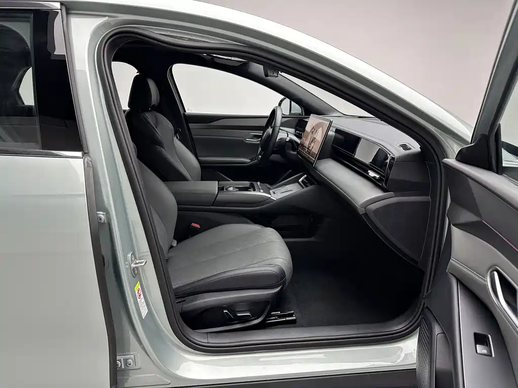BYD Qin L — миниатюра 11