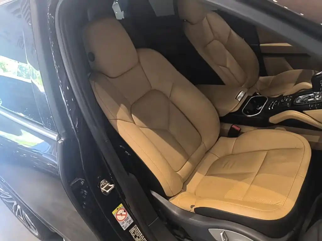 Porsche Cayenne — миниатюра 25