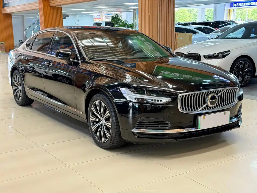 Volvo S90 PHEV — миниатюра 3