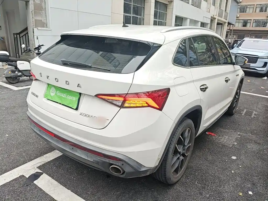 Skoda Kodiaq GT — миниатюра 7