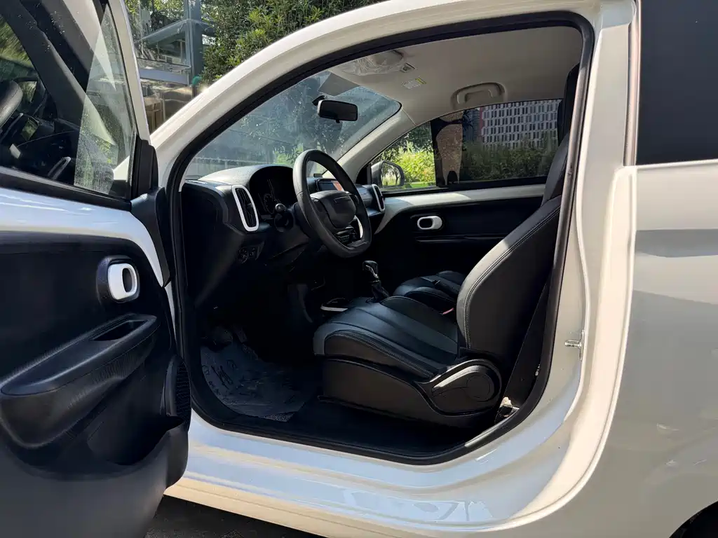 Roewe Clever — миниатюра 7