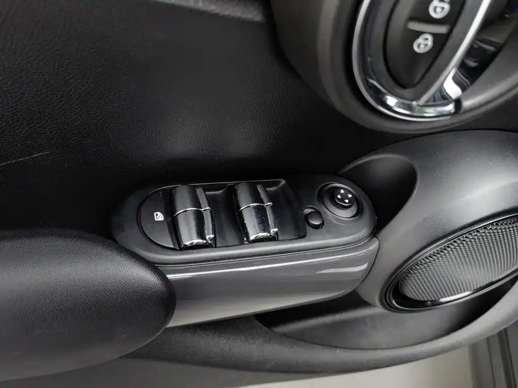 MINI Mini — миниатюра 9
